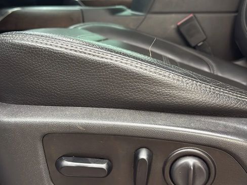 Used 2020 GMC Sierra 2500 Denali w/ Denali Ultimate Package image 12