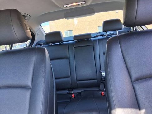 Used 2016 BMW 528i Sedan RWD image 11