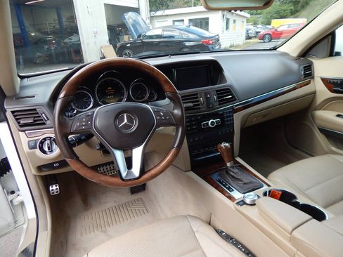 Used 2012 Mercedes-Benz E 350 Cabriolet image 13