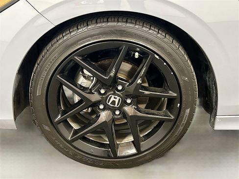 Used 2024 Honda Civic Sport image 25