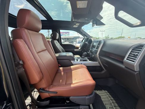 Used 2015 Ford F150 King Ranch w/ Equipment Group 601A Luxury AWD/4WD image 23