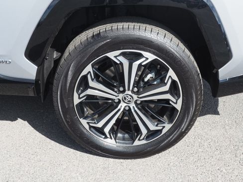 Used 2025 Toyota RAV4 XSE image 7