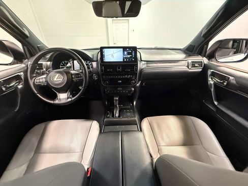 Used 2023 Lexus GX 460 image 71
