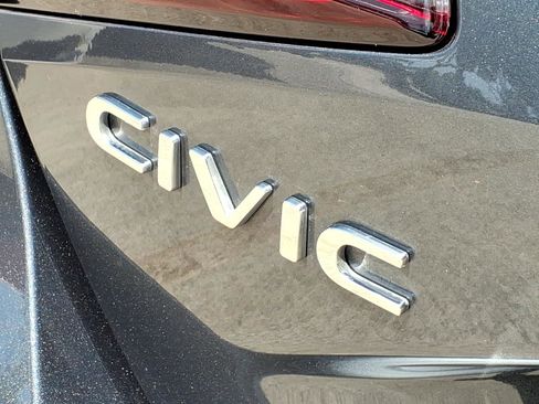 Used 2025 Honda Civic Sport image 13