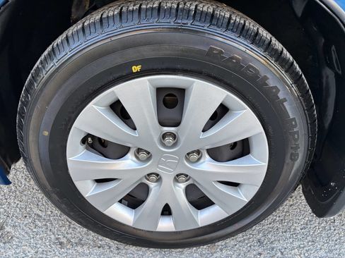 Used 2012 Honda Civic LX image 30