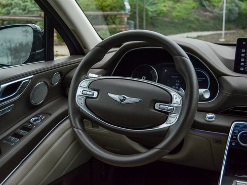 Used 2021 Genesis GV80 2.5T w/ Prestige Package 05 image 18