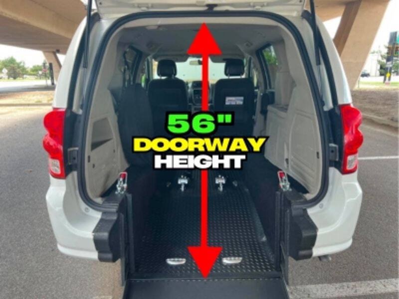 Used 2011 Dodge Grand Caravan FWD image 43
