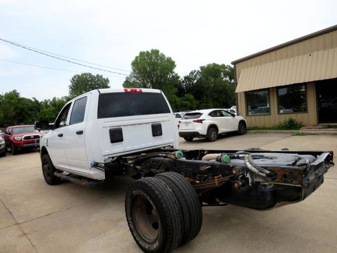 Used 2018 RAM 3500 Tradesman w/ Chrome Appearance Group image 7