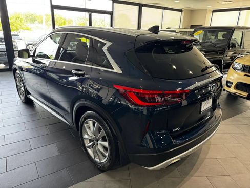 Used 2020 INFINITI QX50 Luxe w/ Navigation Package AWD/4WD image 3