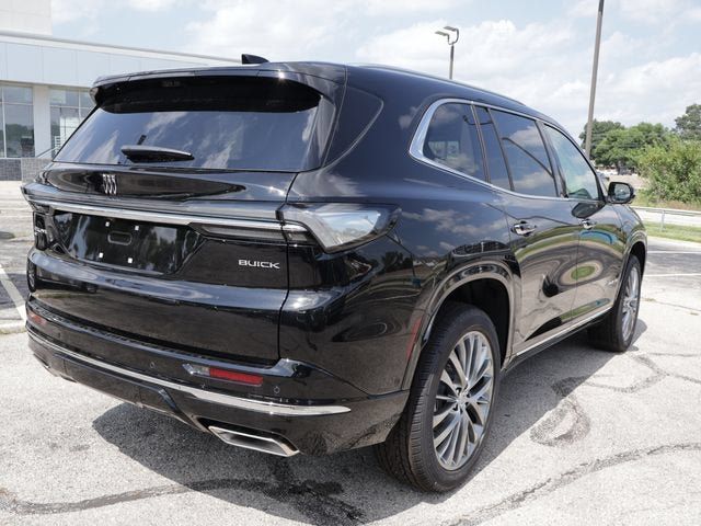 New 2026 Buick Enclave Avenir w/ Super Cruise Package AWD/4WD image 7