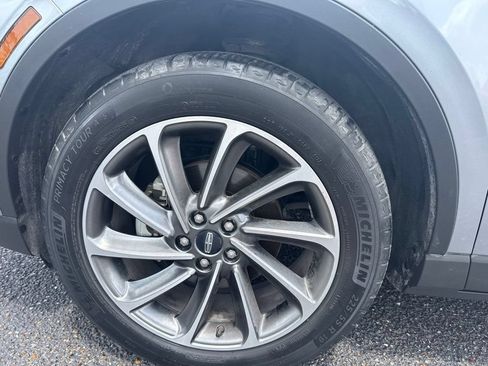 Certified 2023 Lincoln Corsair FWD w/ Equipment Group 101A image 12