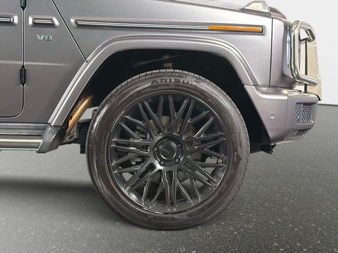 Used 2023 Mercedes-Benz G 550 image 3
