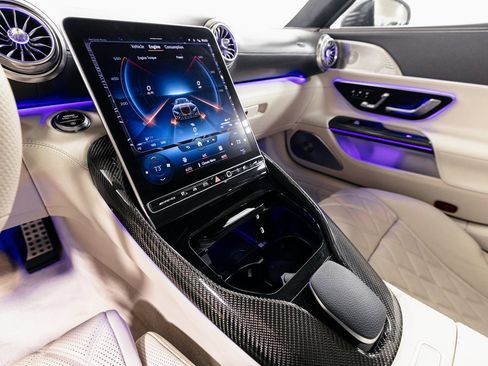 Used 2022 Mercedes-Benz SL 63 AMG 4MATIC image 15