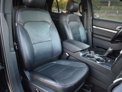 Used 2016 Ford Explorer Sport w/ Equipment Group 401A image 13