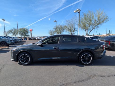 Certified 2025 Kia K4 EX image 2