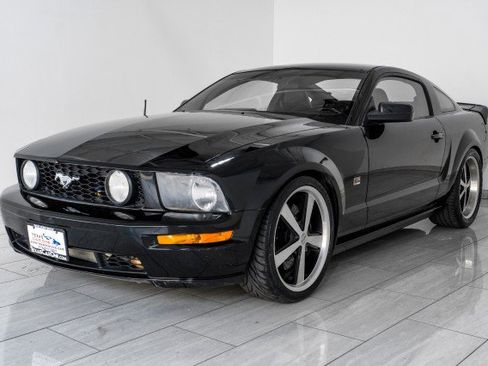 Used 2008 Ford Mustang GT image 4