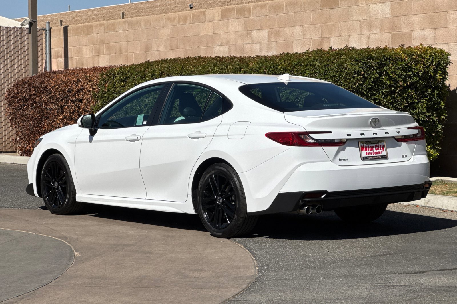 Used 2026 Toyota Camry SE FWD image 6