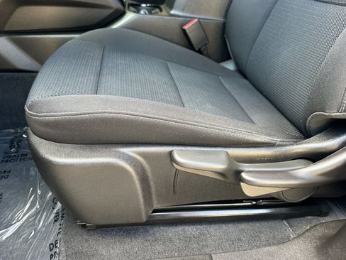 Used 2024 Chevrolet Colorado LT w/ LT Convenience Package image 13