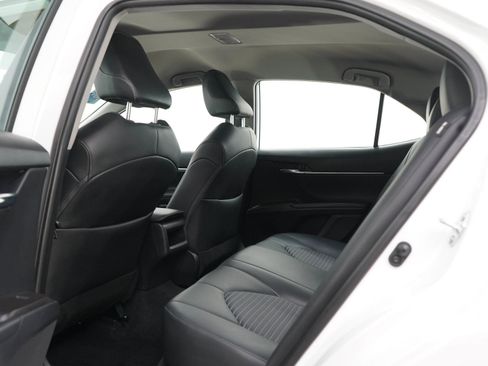 Used 2024 Toyota Camry SE FWD image 16