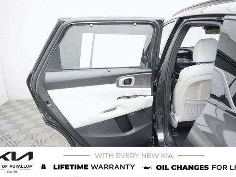 New 2026 Kia Sorento SX Prestige AWD/4WD image 11