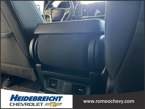 Used 2023 Chevrolet Silverado 1500 LT AWD/4WD image 17