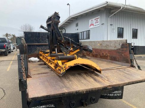 Used 2004 Chevrolet Silverado 3500 4x4 Regular Cab w/ Snow Plow Prep Package image 8