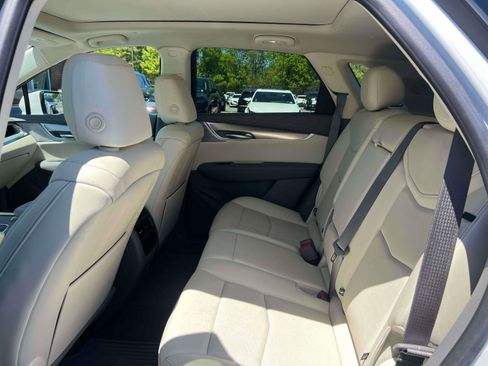 Certified 2023 Cadillac XT5 Premium Luxury AWD/4WD image 11