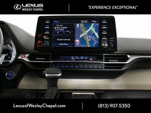 Used 2023 Toyota Sienna Platinum image 30