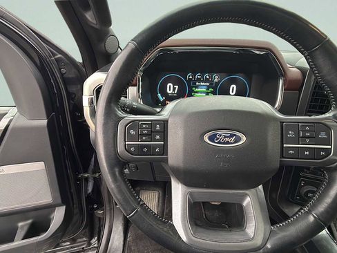 Used 2023 Ford F150 Lariat w/ Equipment Group 502A High image 31