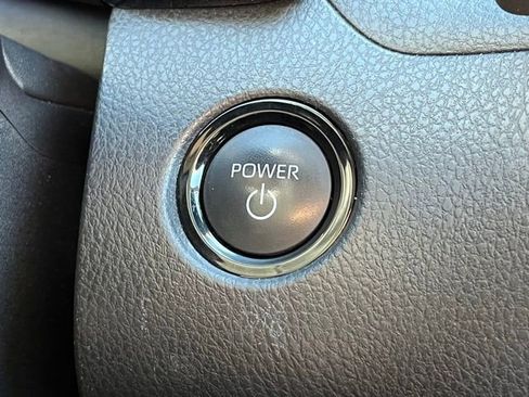 Used 2025 Toyota Camry LE image 17