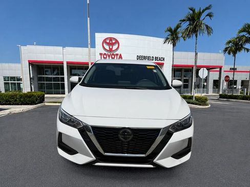 Used 2023 Nissan Sentra SV FWD image 2
