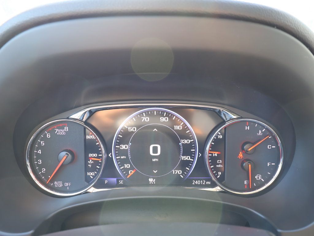 Used 2024 GMC Terrain Denali w/ Denali Premium Package AWD/4WD image 19