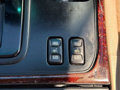 Used 2000 Toyota Land Cruiser image 36