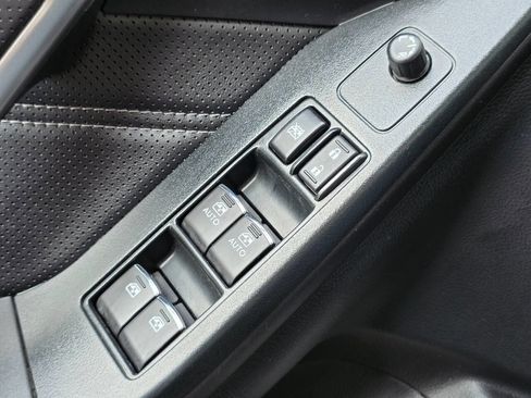 Used 2018 Subaru Forester 2.5i Touring w/ Popular Package #3B image 21