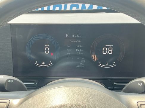 Used 2024 Hyundai Kona SEL FWD image 23