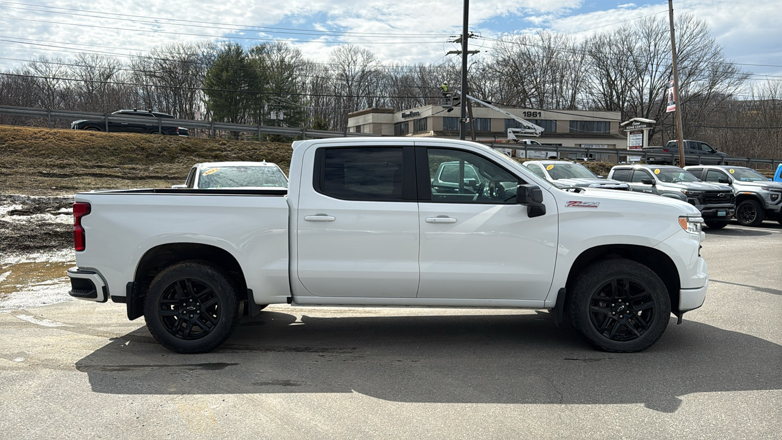 Certified 2022 Chevrolet Silverado 1500 RST AWD/4WD image 5