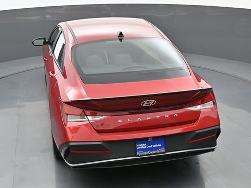 Certified 2025 Hyundai Elantra Sport image 36