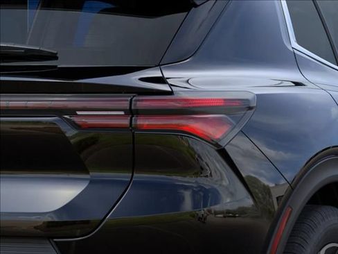 New 2026 Chevrolet Equinox EV LT FWD image 11