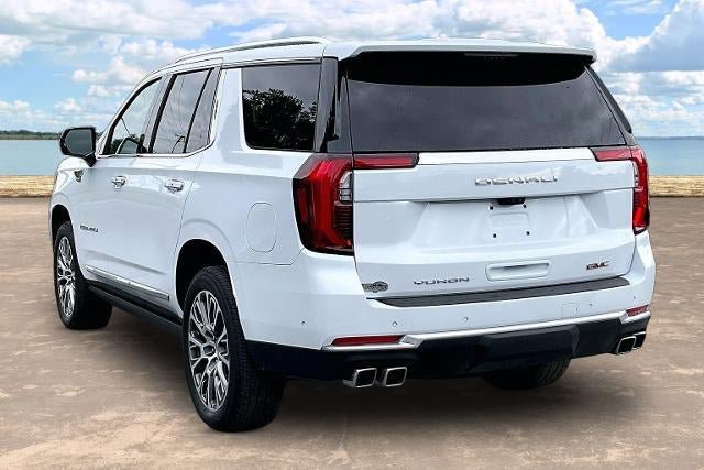 Used 2026 GMC Yukon Denali w/ Denali Reserve Package AWD/4WD image 4