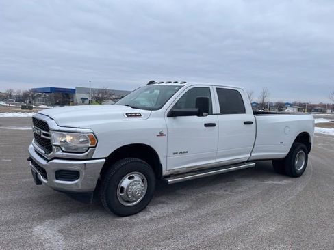 Used 2019 RAM 3500 Tradesman image 6