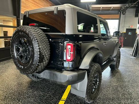 Used 2023 Ford Bronco Wildtrak AWD/4WD image 3