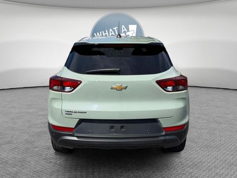 Used 2025 Chevrolet TrailBlazer LS w/ LS Convenience Package AWD/4WD image 5