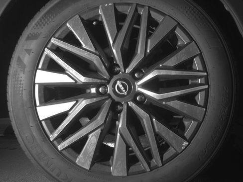 Used 2025 Nissan Altima 2.5 SV image 15