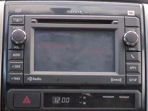 Used 2012 Toyota Tacoma PreRunner image 18