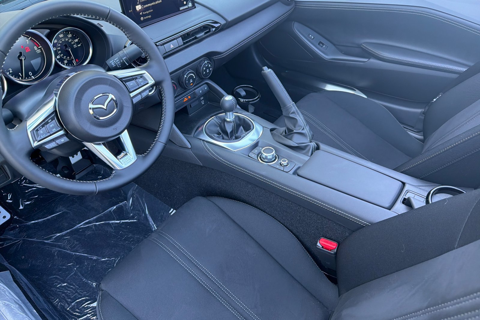New 2026 MAZDA MX-5 Miata Club w/ Interior Package RWD image 11
