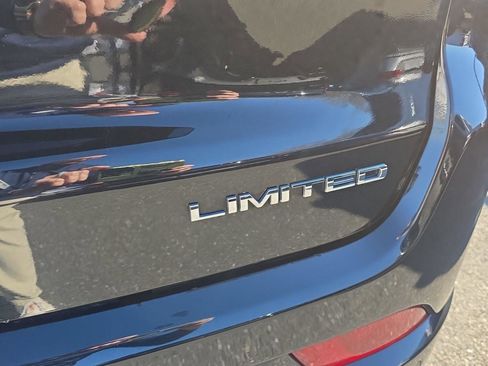 Used 2022 Jeep Compass Limited w/ Elite Group image 24