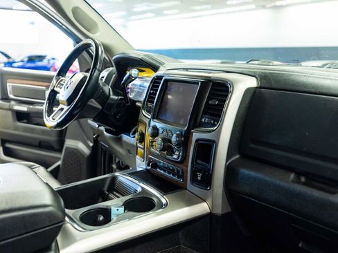 Used 2018 RAM 2500 Laramie image 17