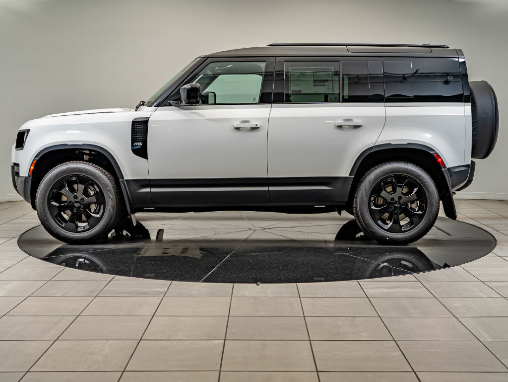 New 2026 Land Rover Defender 110 S AWD/4WD image 5