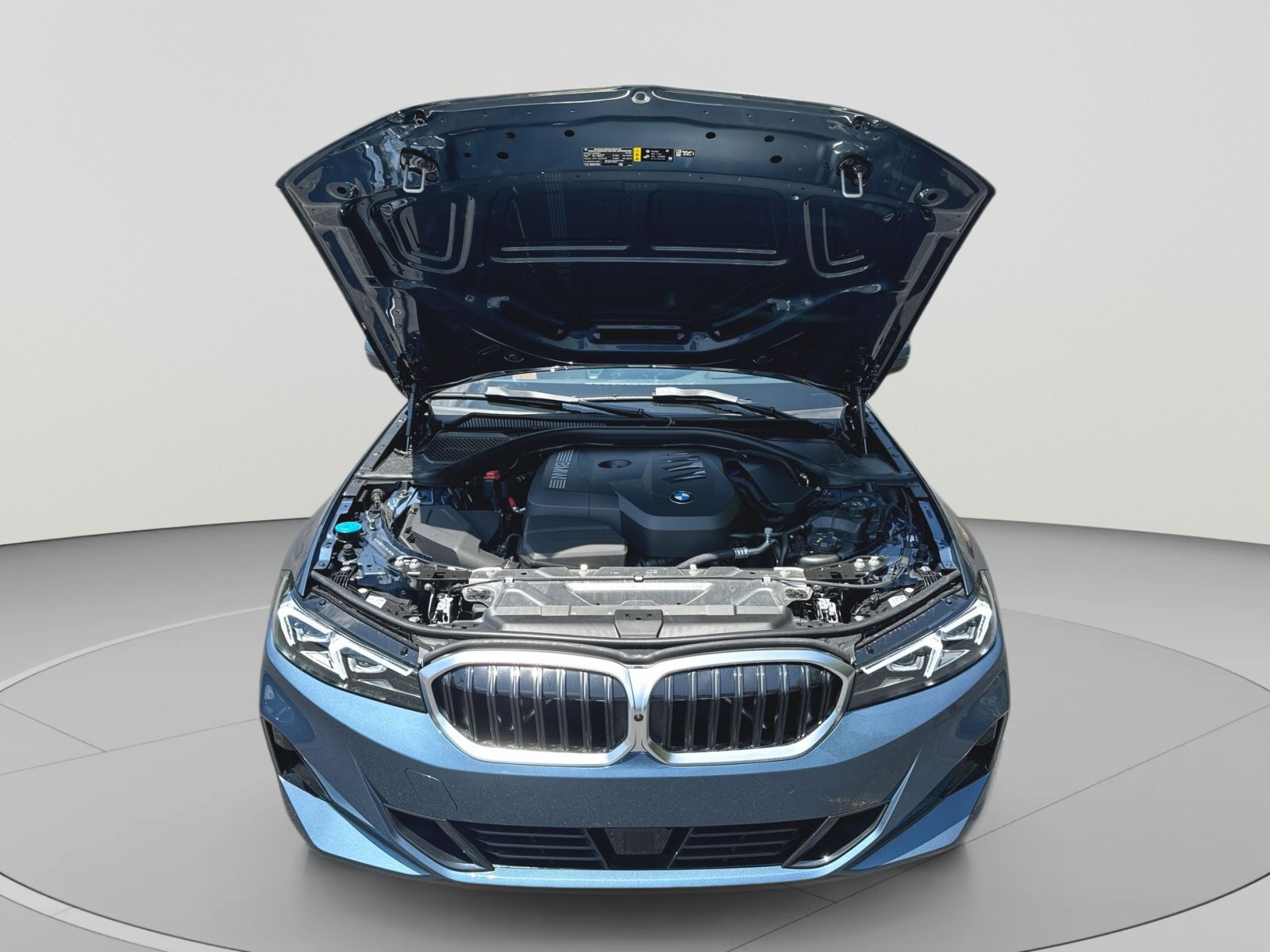 New 2026 BMW 330i xDrive Sedan w/ Premium Package AWD/4WD image 36