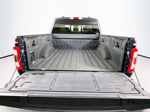 Used 2021 Ford F150 Lariat w/ Equipment Group 501A Mid image 28